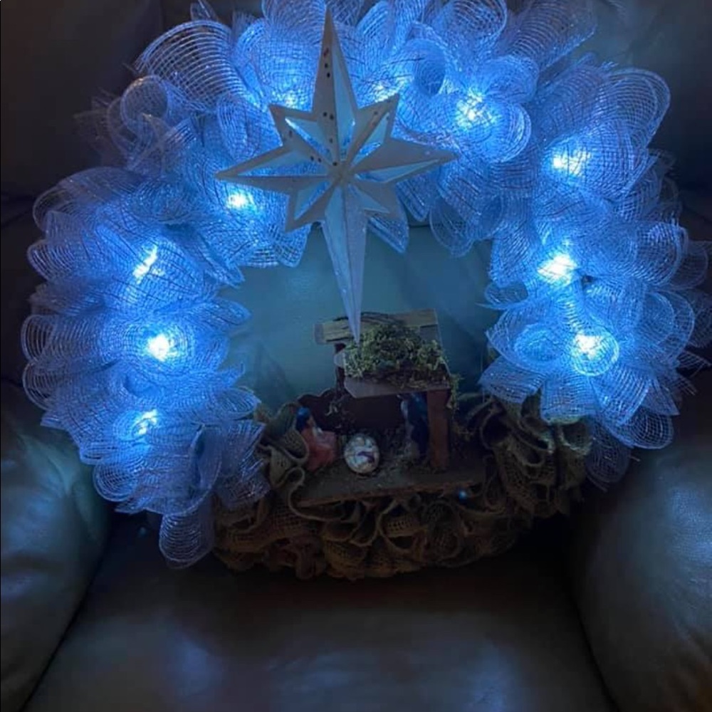 Wreath - Picture 2 of 2